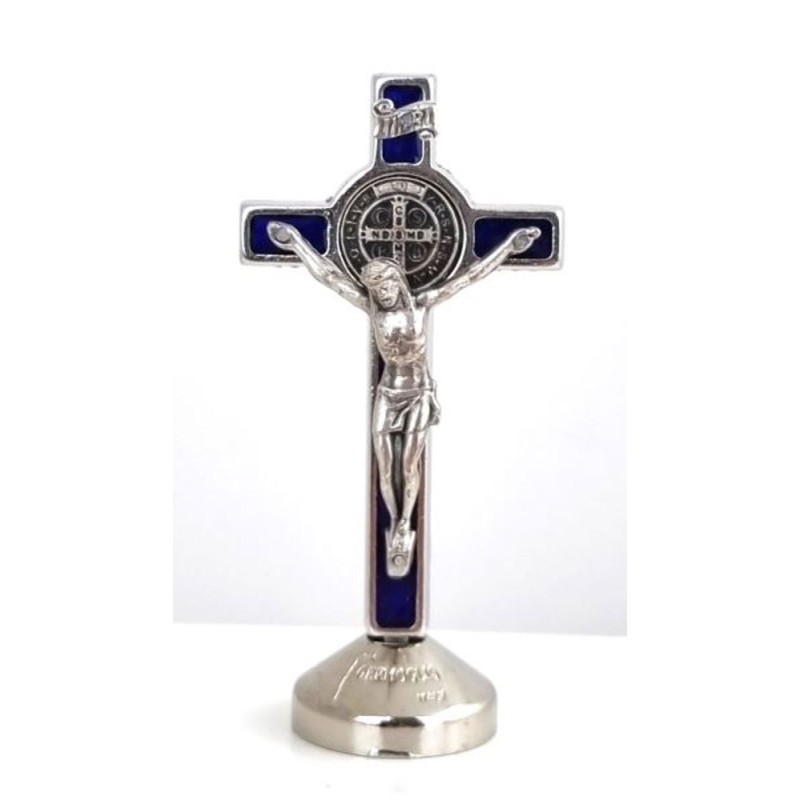 Crucifix de Saint Benoit linéaire argenté. 6/3 cm