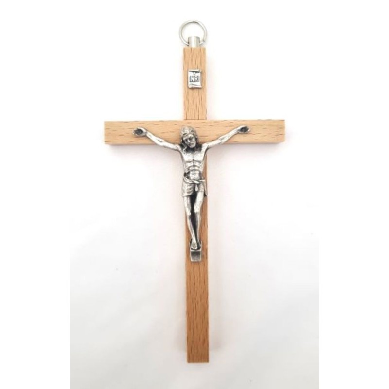 Crucifix en bois de hêtre avec boite. 13 cm