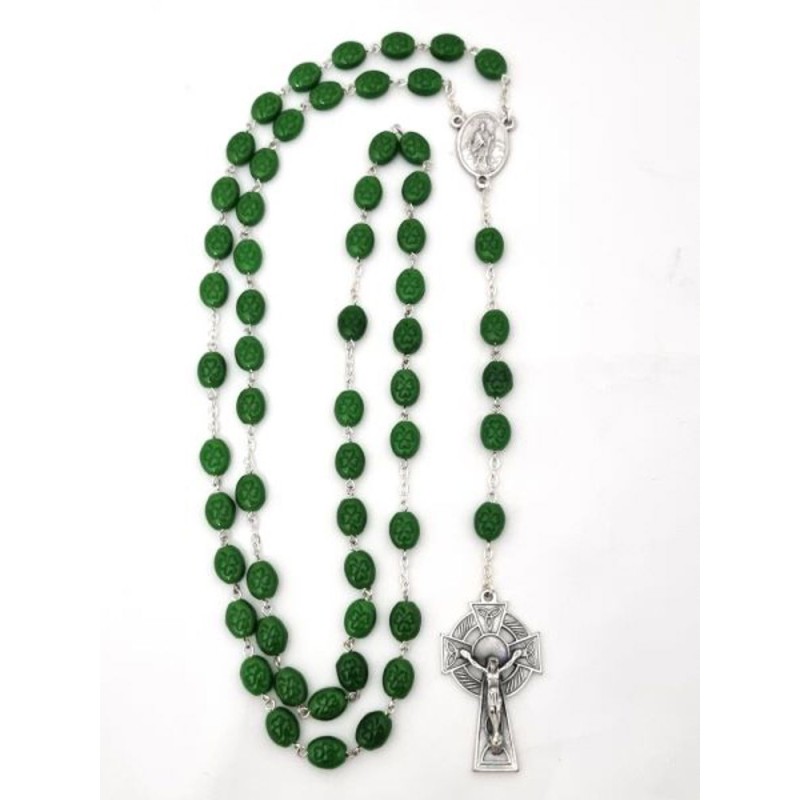 Chapelet shamrock en verre