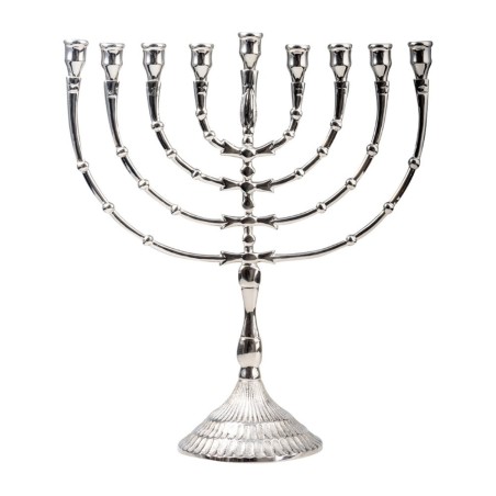 Chandelier argenté hanoukkia à 9 branches. 32 cm