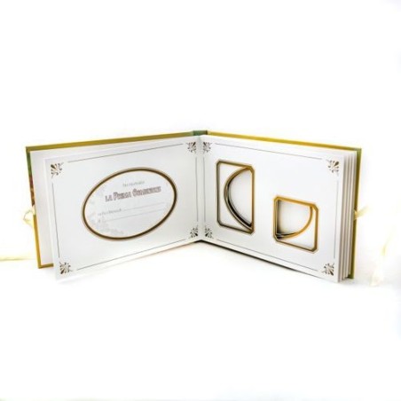 LIVRE AVEC CALICE COMMUNION