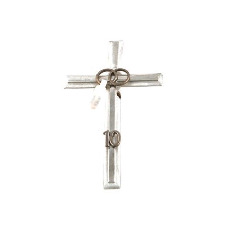 Croix argentée pour 10 ans de mariage