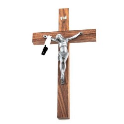Crucifix en bois de palissandre avec Christ argenté. 17 cm