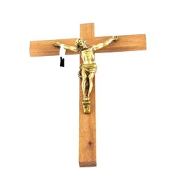 Houten kruisbeeld met Christus in brons