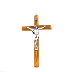 Olijfhout kruisbeeld met Christus in zilver. 20 cm