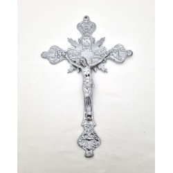 Crucifix avec base en métal chromé. 29 cm