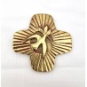 Croix en bronze avec colombe et émail rouge