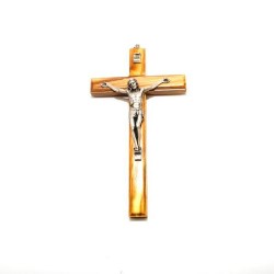 Crucifix en bois d'olivier avec Christ argenté. 16 cm