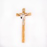 Crucifix en bois d'olivier avec Christ argenté. 20 cm