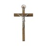 Een houten kruis met een metaal Christus. 14 cm