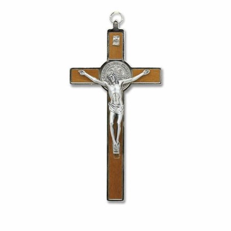 Croix de Saint Benoit en bois et métal