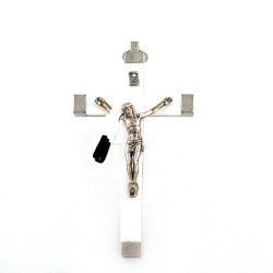 Crucifix en métal argenté avec insert lumineux. 9 cm