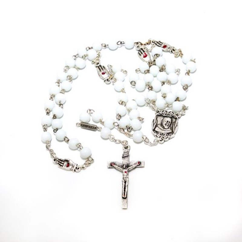 Chapelet de Padre Pio en verre blanc. perles de 6 mm