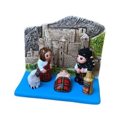 Crèche en céramique bloc - Écosse 8X7CM