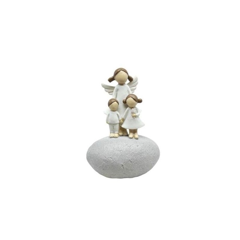 Ange avec enfant en pierre