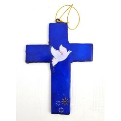Croix nacrée bleue sur bois colombe et fleurs