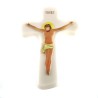Crucifix en polymère disponible en couleurs différentes