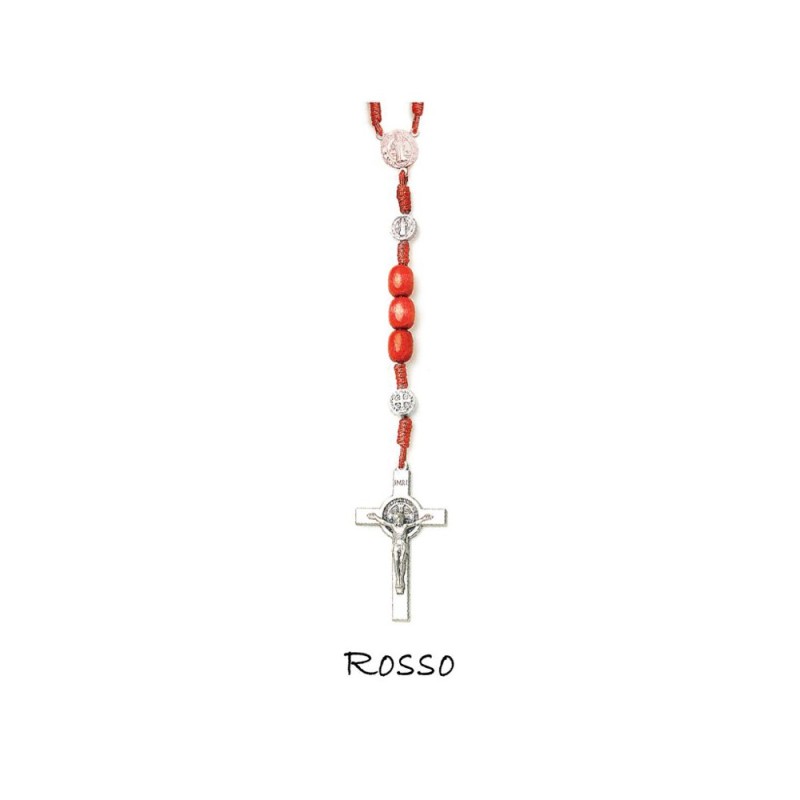 Rozenkrans van Sint-Benedictus met rode ovale houten kralen aan dubbele ketting