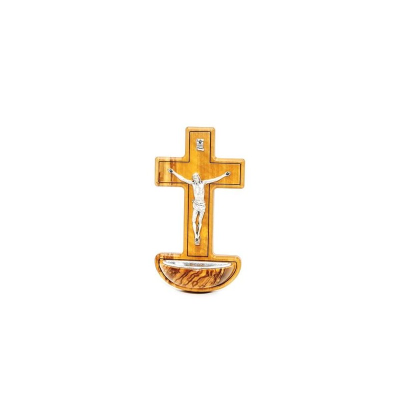 Bénier met kruis van olijfhout en Christus gemaakt van metaal