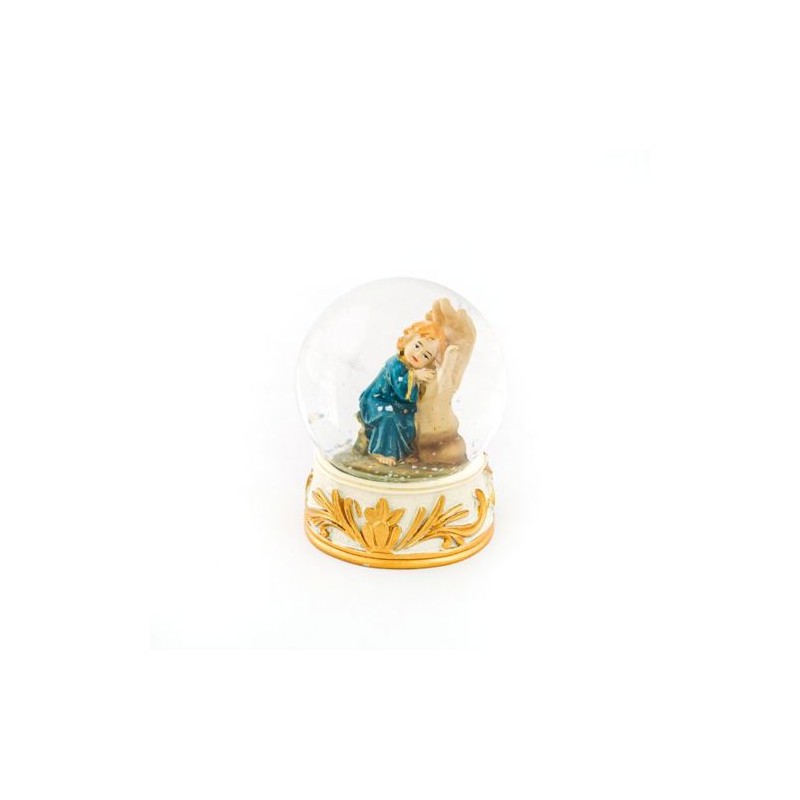 Sneeuwbal met beschermende hand en blauw kind