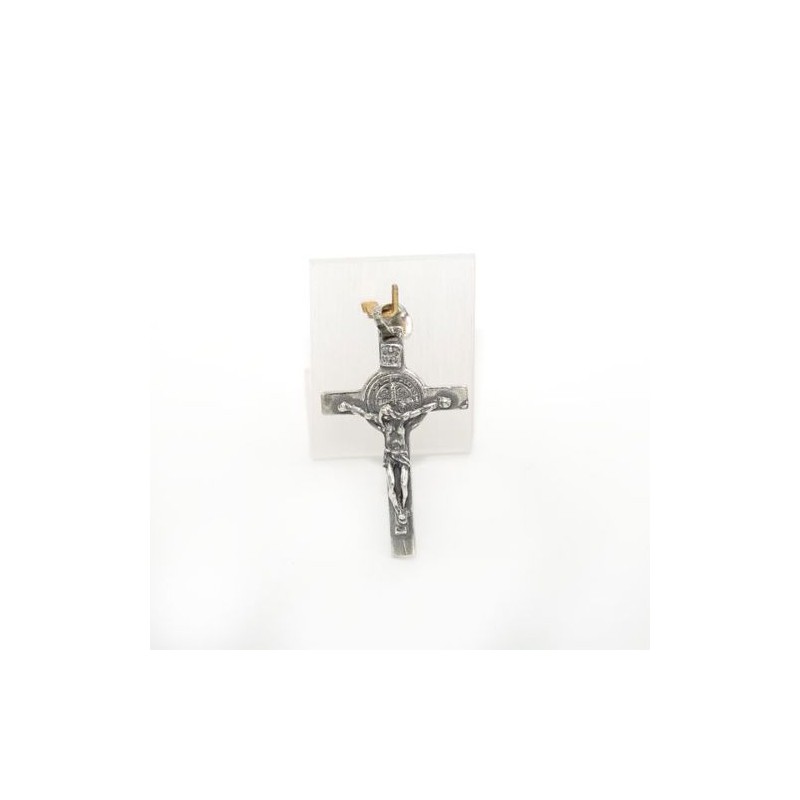 Pendentif croix de Saint Benoit en argent. 35 mm