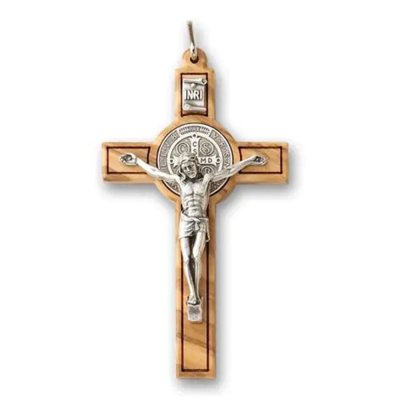 Kruis St. Benoit 7.5cm Olijfhout met zilver metalen lichaam