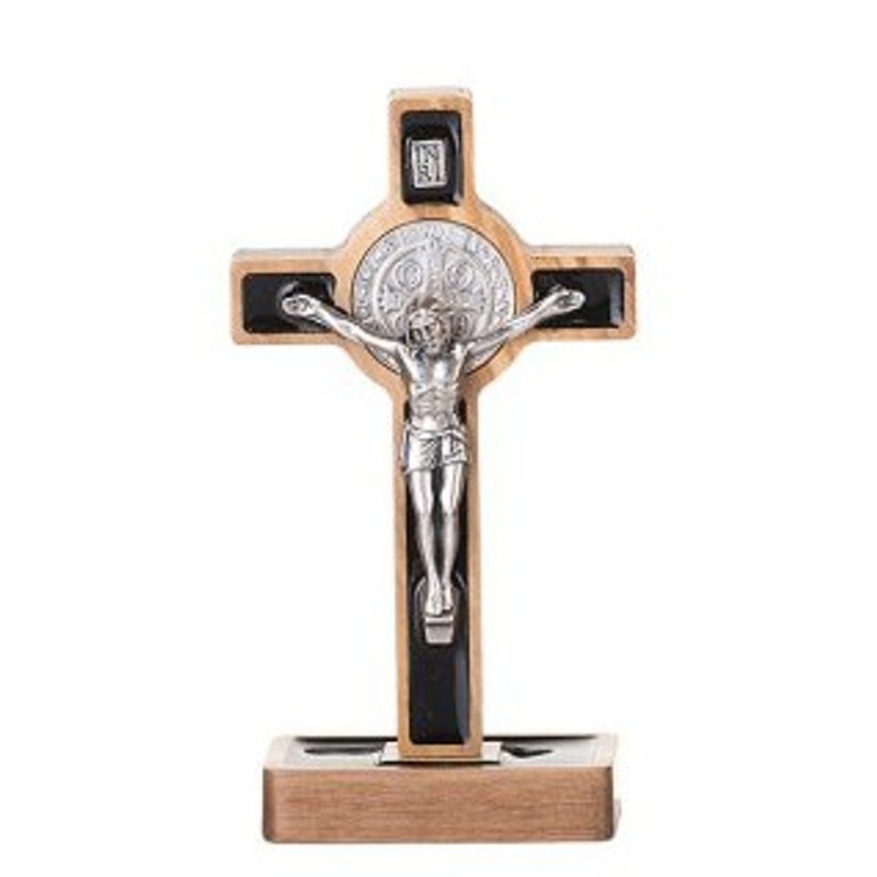 Kruis St. Benoit Olijfhout op basis 8.5x4.6 inch