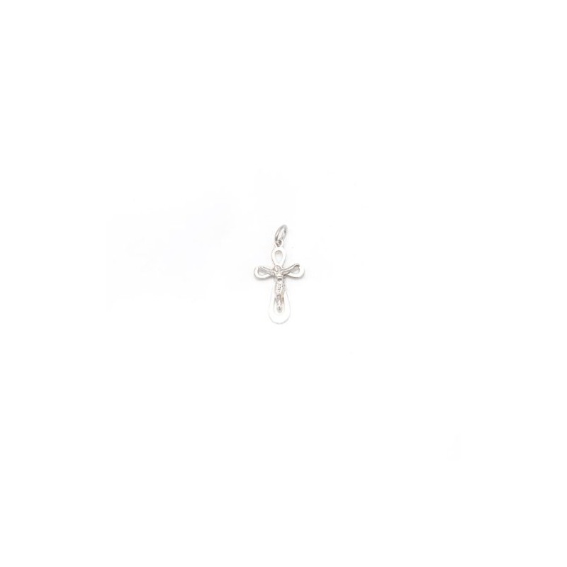 Pendentif crucifix ajouré en argent. 21 mm