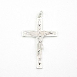 Pendentif crucifix en argent. 35*25 mm