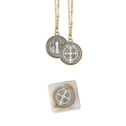 Ketting met metalen medaille van Saint Benoit. 2,1 cm