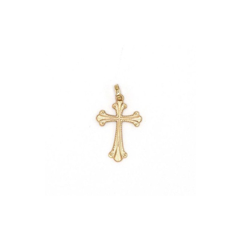 Pendentif croix trilobée en plaqué or. 22 mm