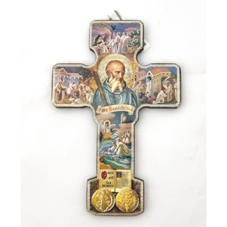 Crucifix van Saint Benoit in hout. 13 cm