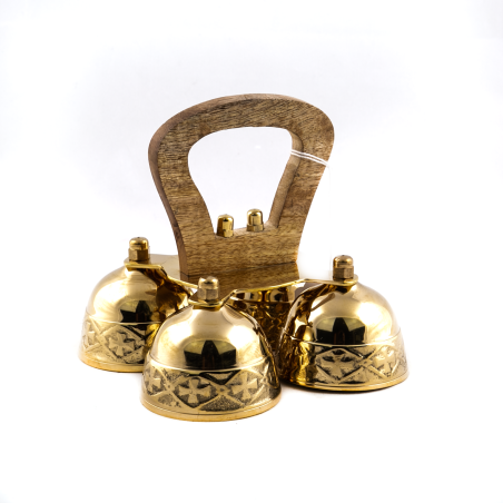 Bel voor priester met 4 klokken en houten handvat