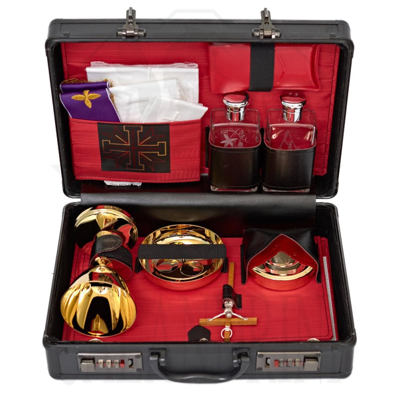 Valise pour prêtre 17 articles de culte