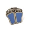 Pins bleu en forme de pied d'enfant
