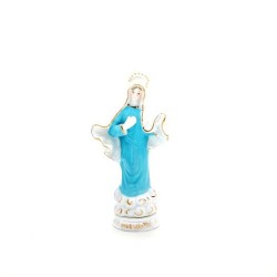 Beeld van Onze Lieve Vrouw van Medjugorje in porselein. 13 cm