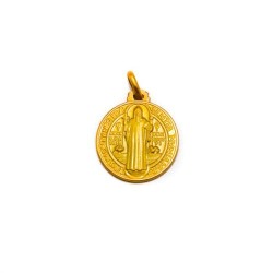 Sint-Benedictusmedaille in goud vermeil verguld.18 mm