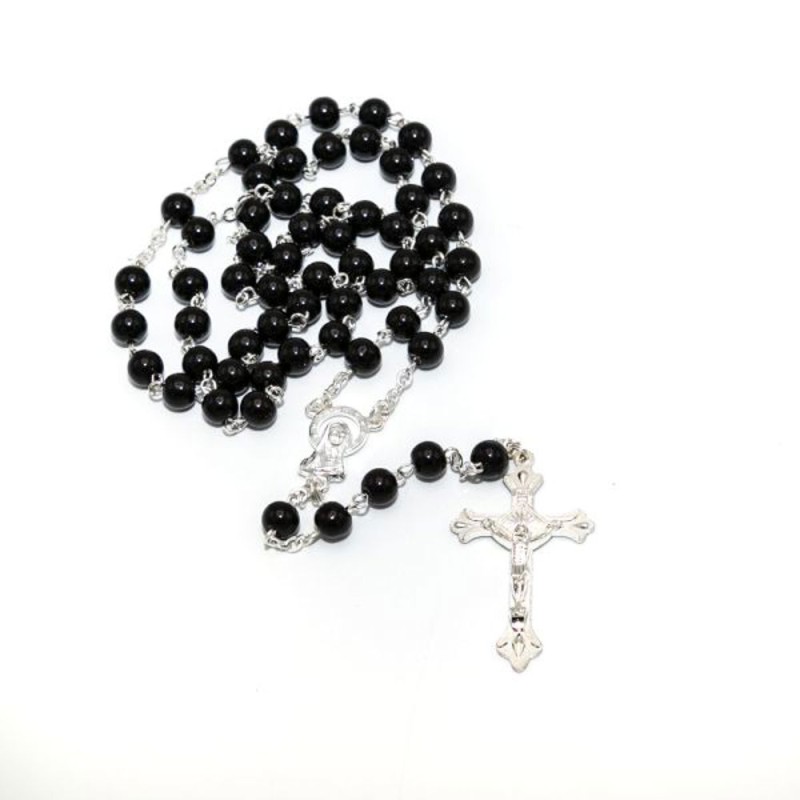 Chapelet en verre noir. perles de 6 mm